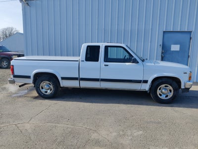 1995 Dodge Dakota Sport