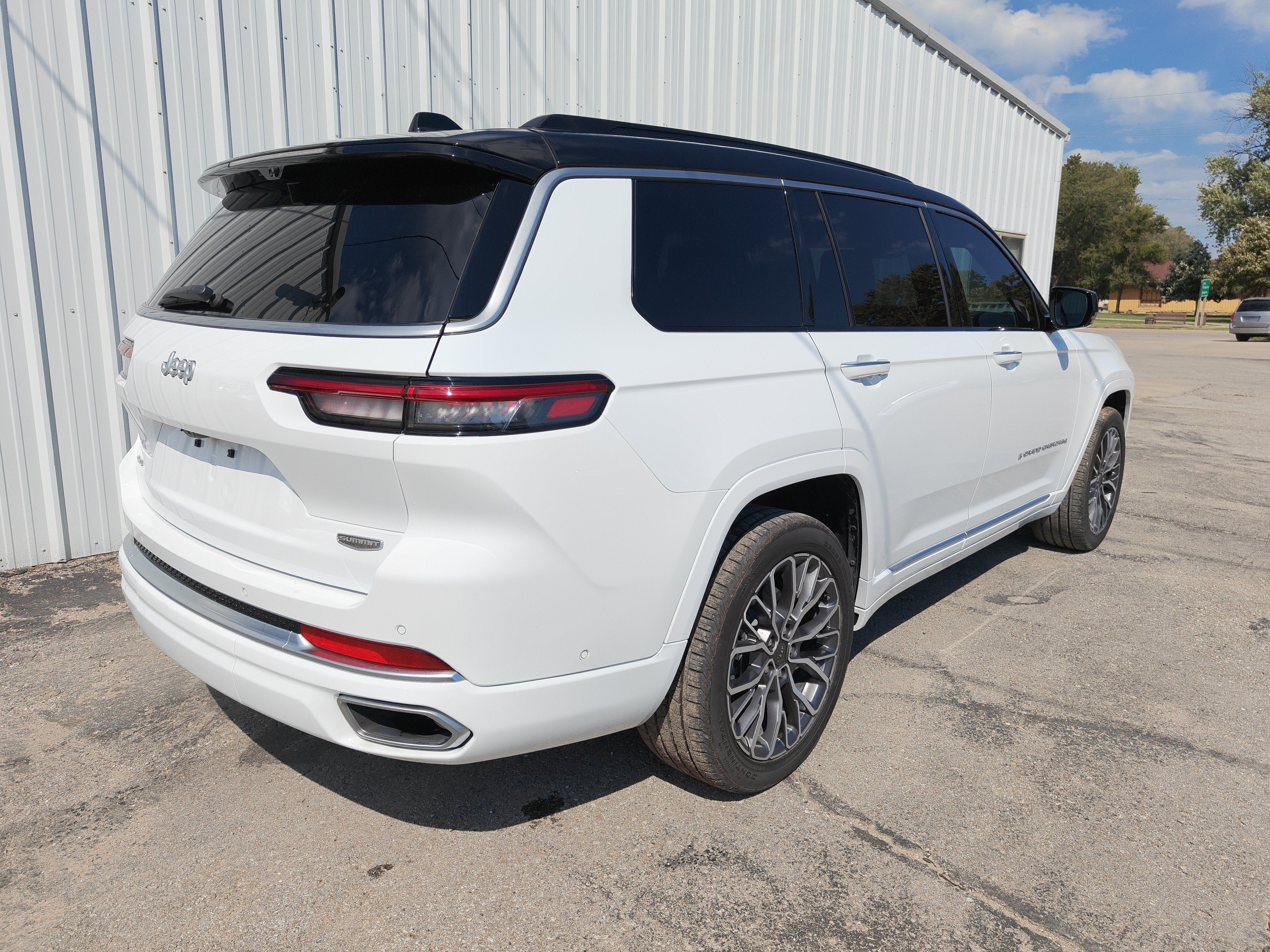 2025 Jeep Grand Cherokee L Summit Reserve 4x4