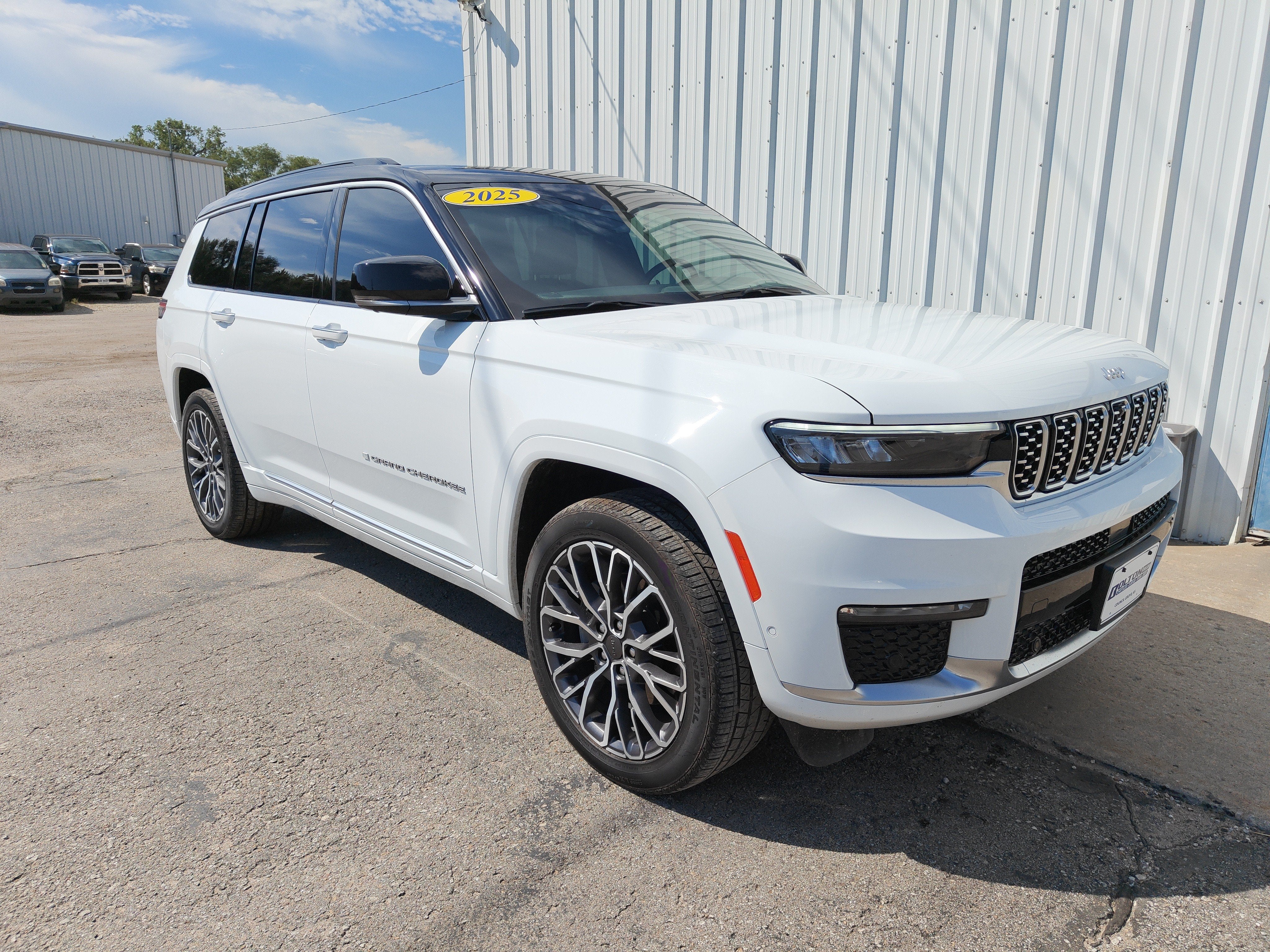 2025 Jeep Grand Cherokee L Summit Reserve 4x4