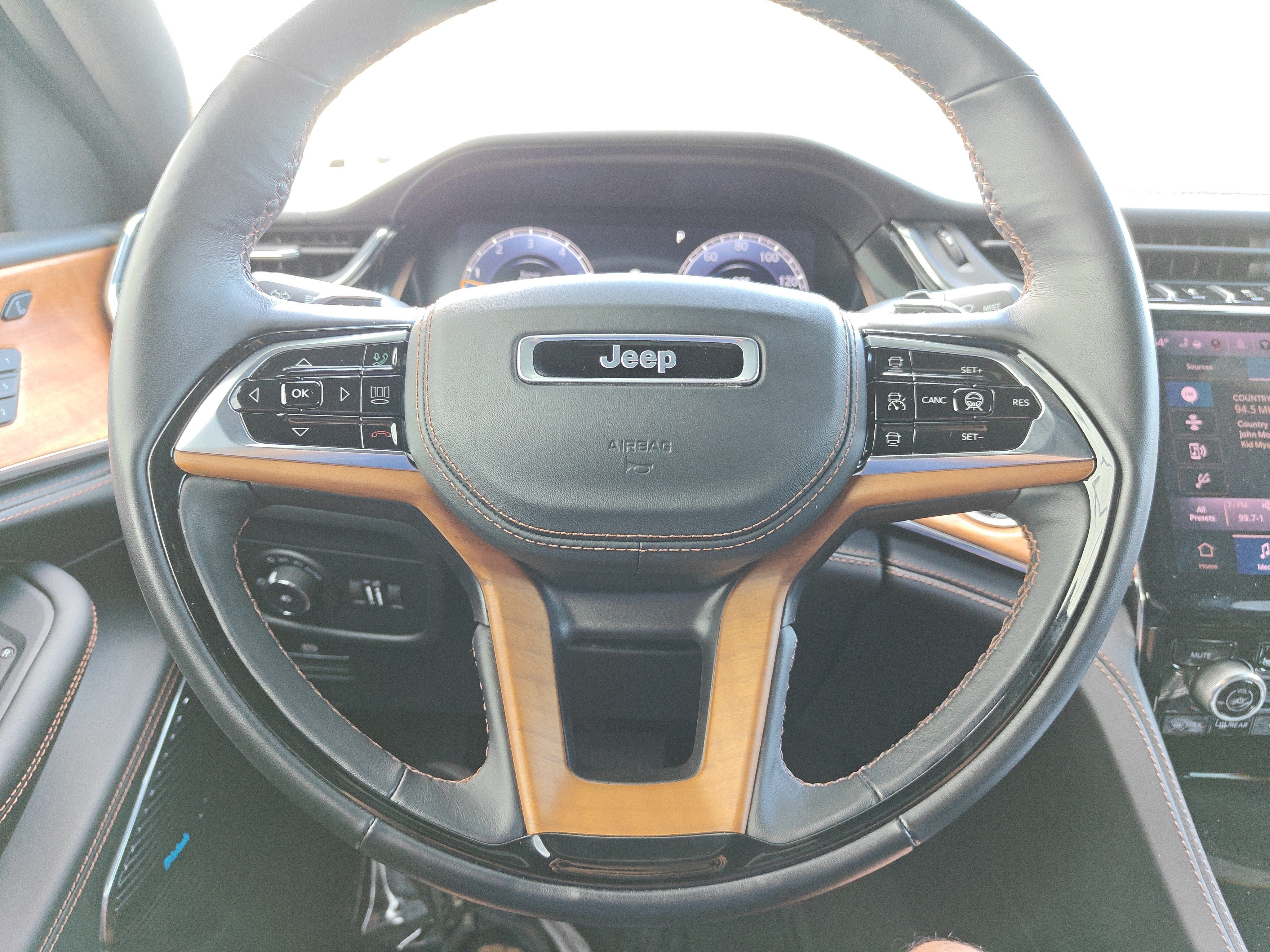2025 Jeep Grand Cherokee L Summit Reserve 4x4