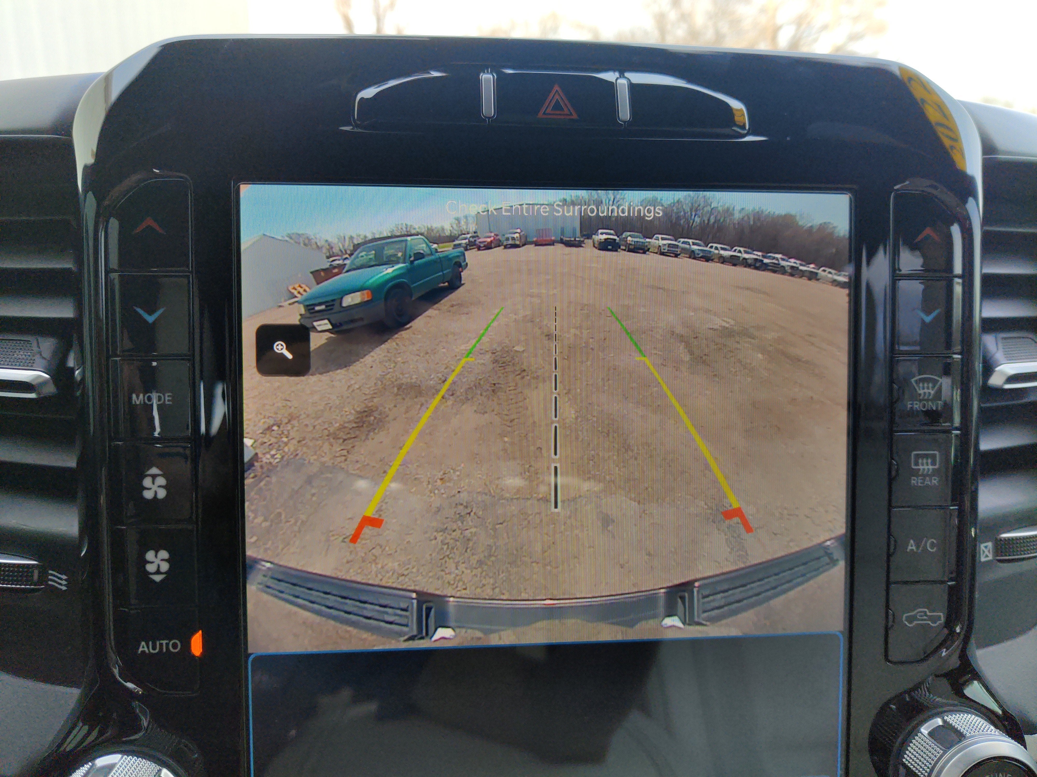 2022 RAM 1500 Big Horn Crew Cab 4x4 5'7' Box