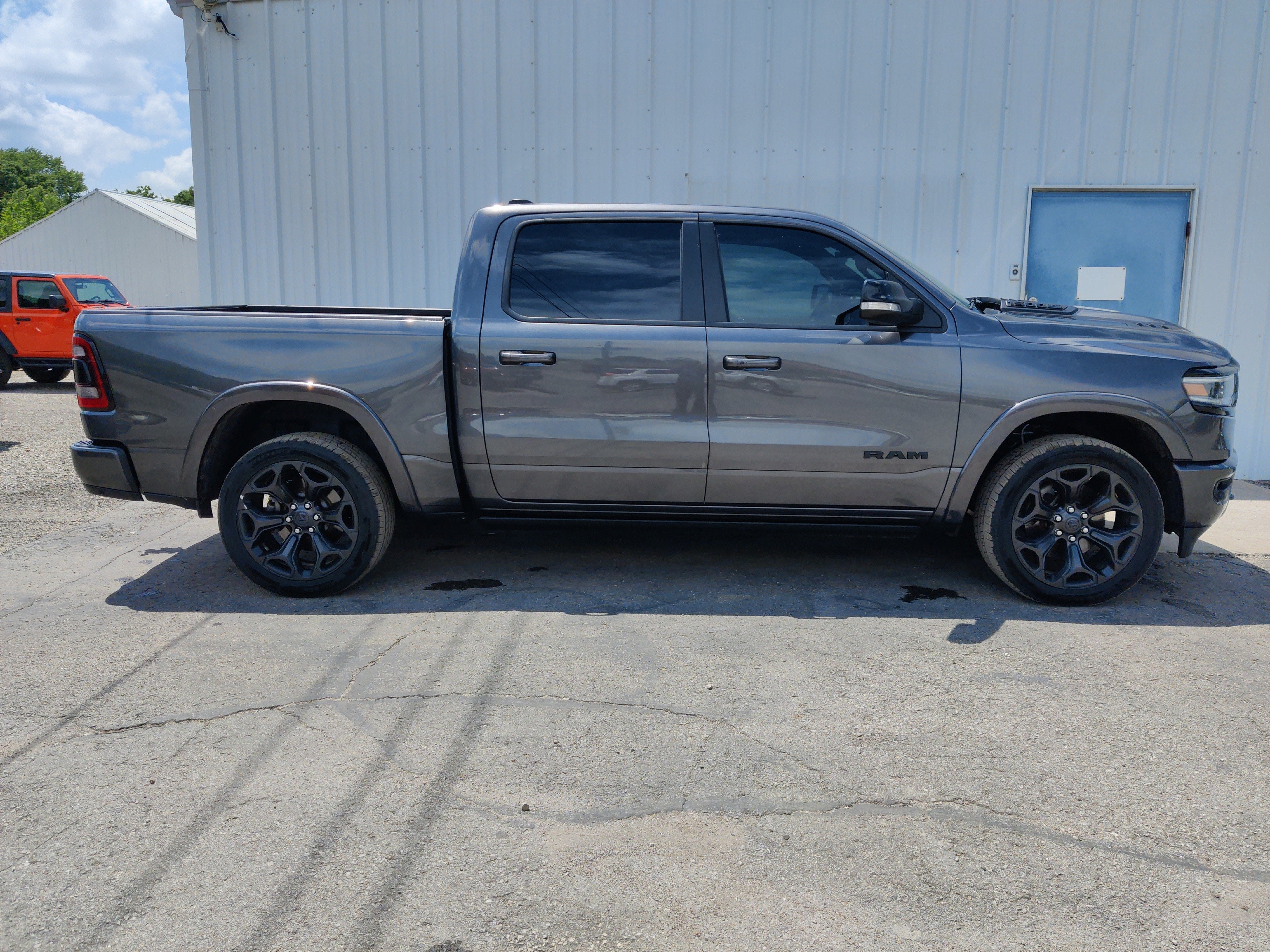 2021 RAM 1500 Limited Crew Cab 4x4 5'7' Box