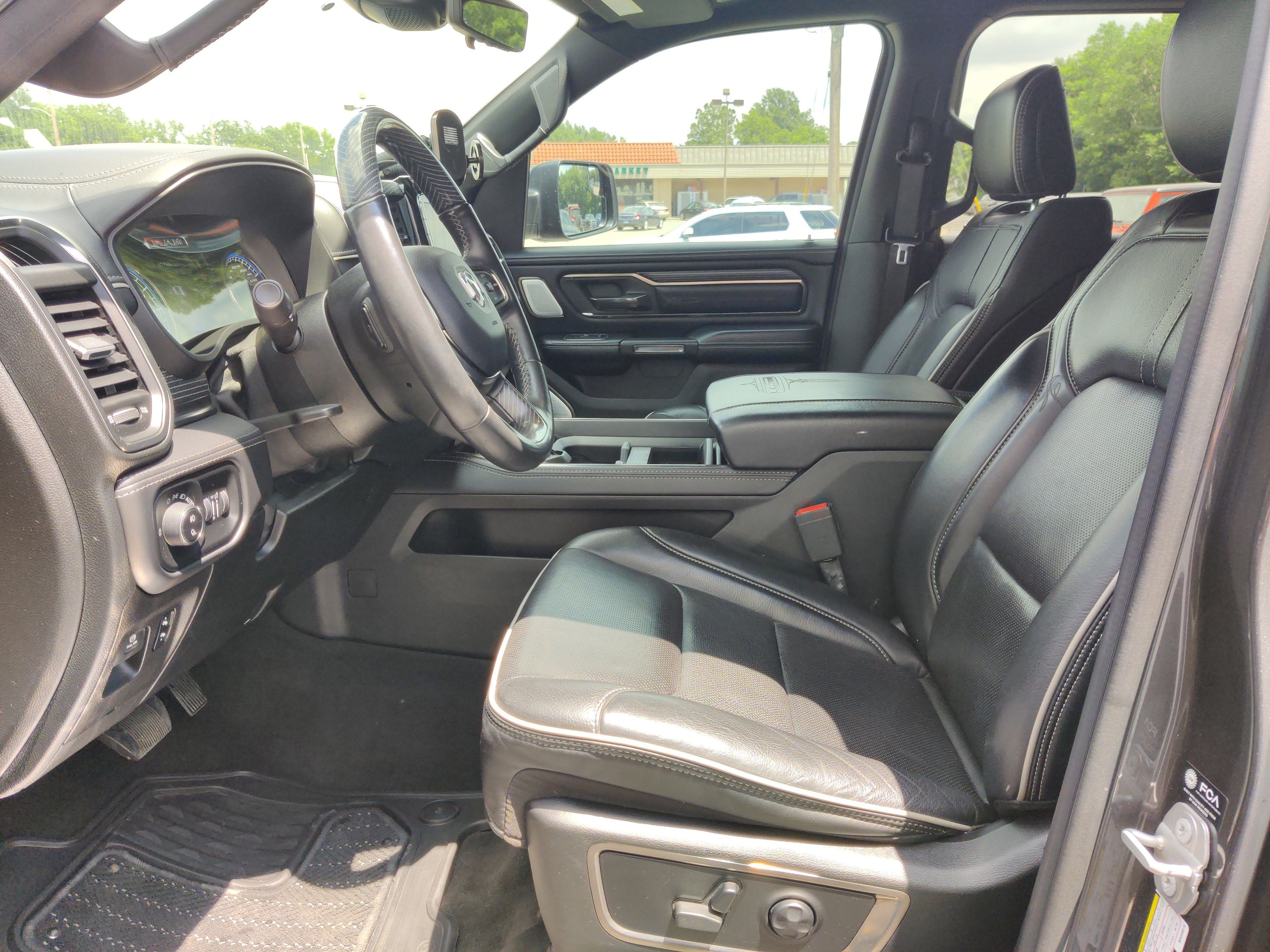 2021 RAM 1500 Limited Crew Cab 4x4 5'7' Box