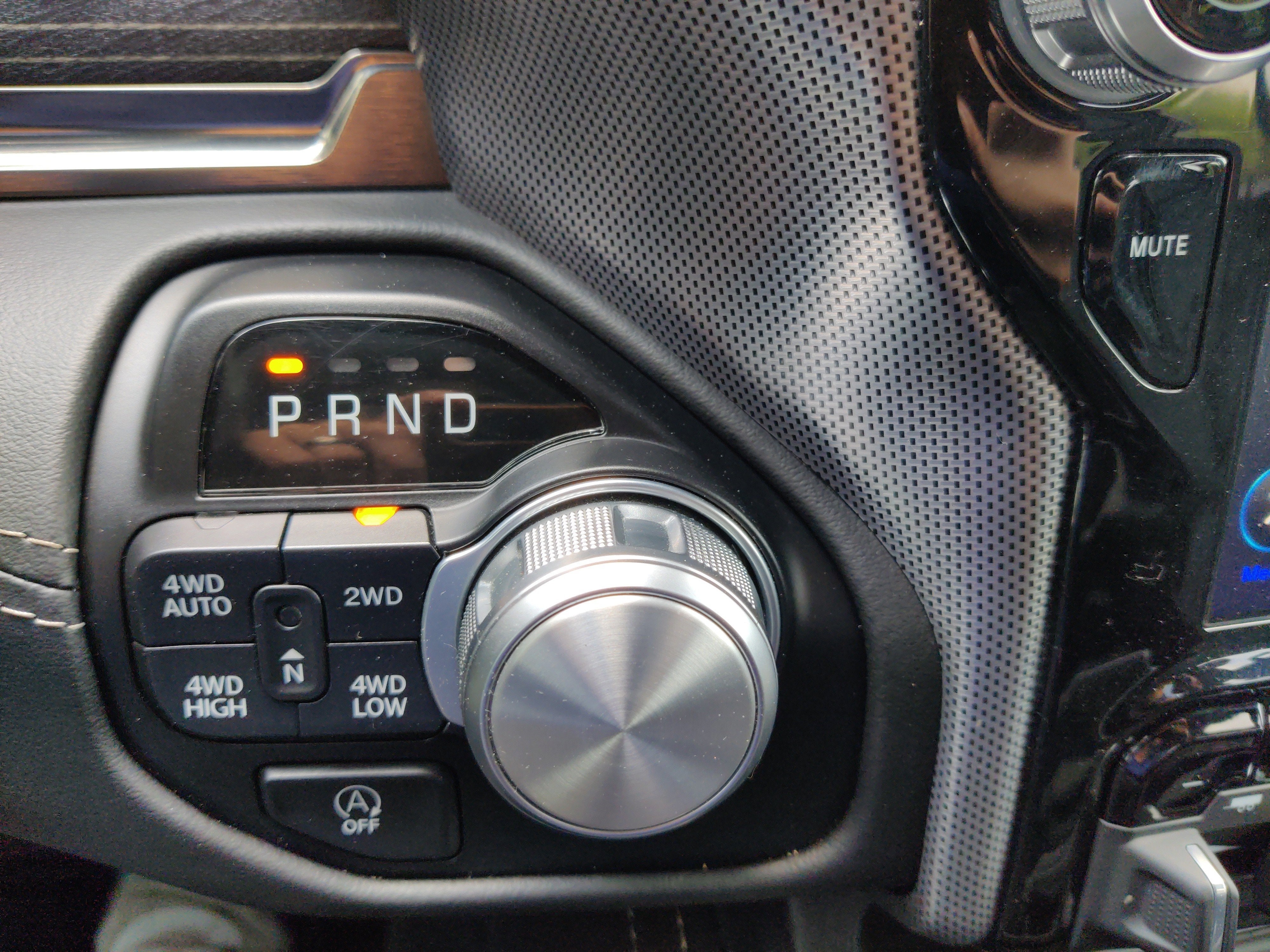 2021 RAM 1500 Limited Crew Cab 4x4 5'7' Box