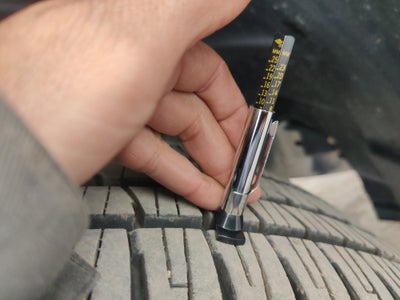 2021 RAM 1500 Laramie Crew Cab 4x4 5'7' Box