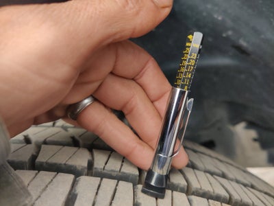 2021 RAM 1500 Laramie Crew Cab 4x4 5'7' Box