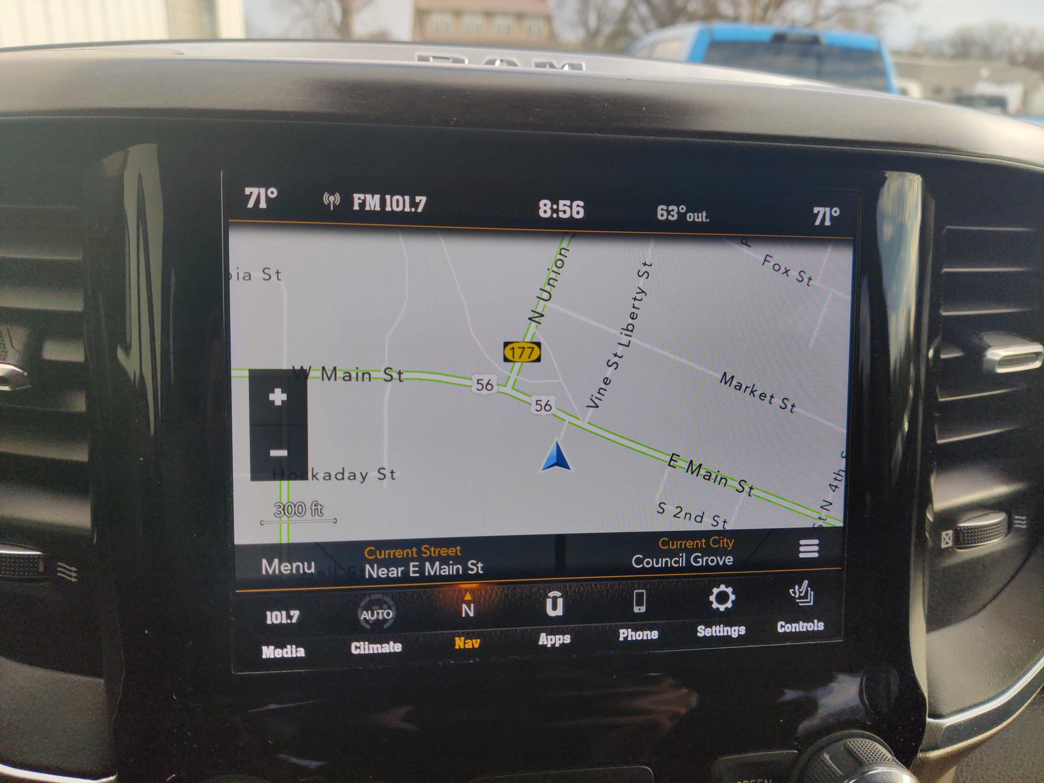 2021 RAM 1500 Laramie Crew Cab 4x4 5'7' Box