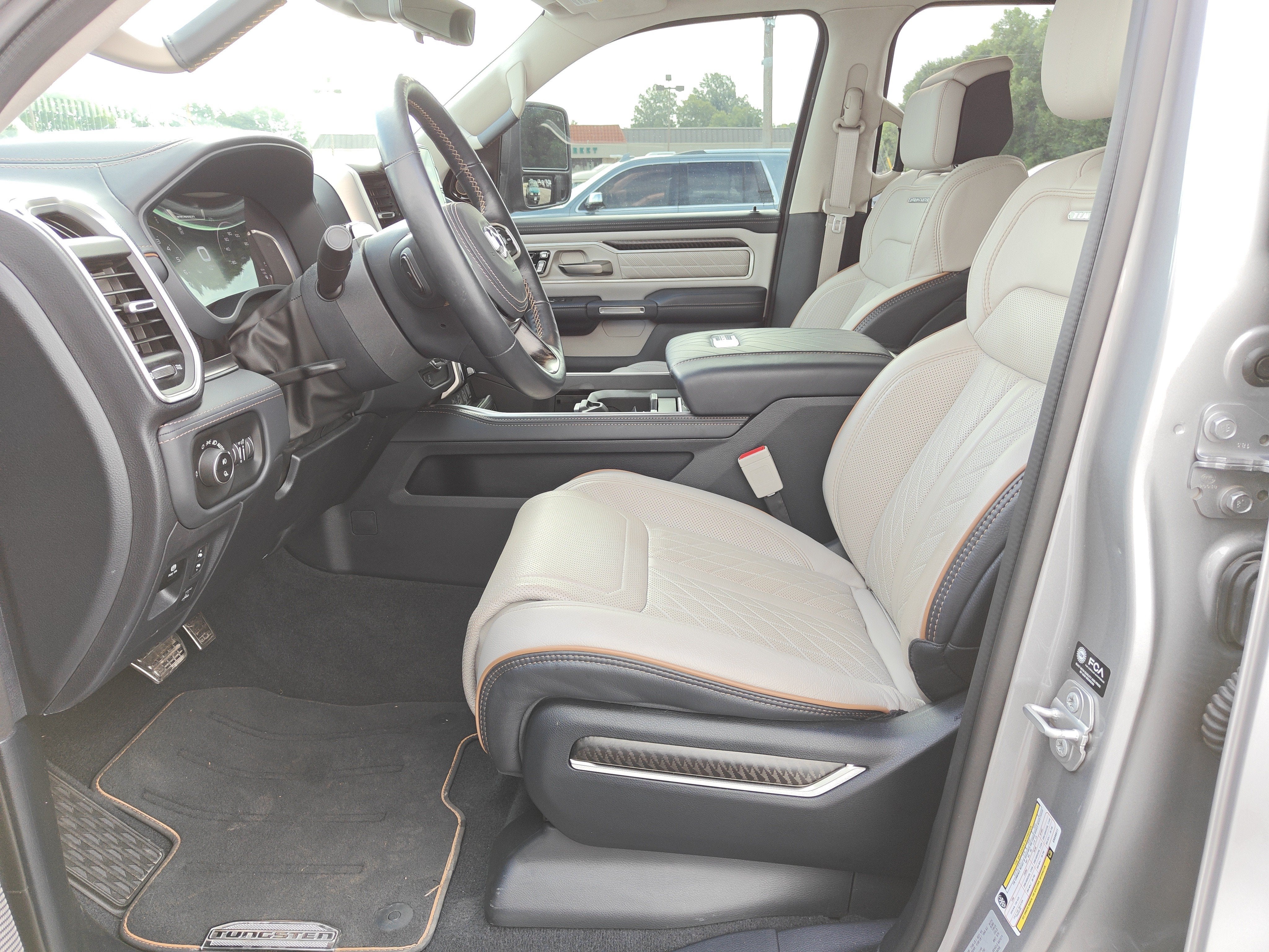 2025 RAM 1500 Tungsten Crew Cab 4x4 5'7' Box