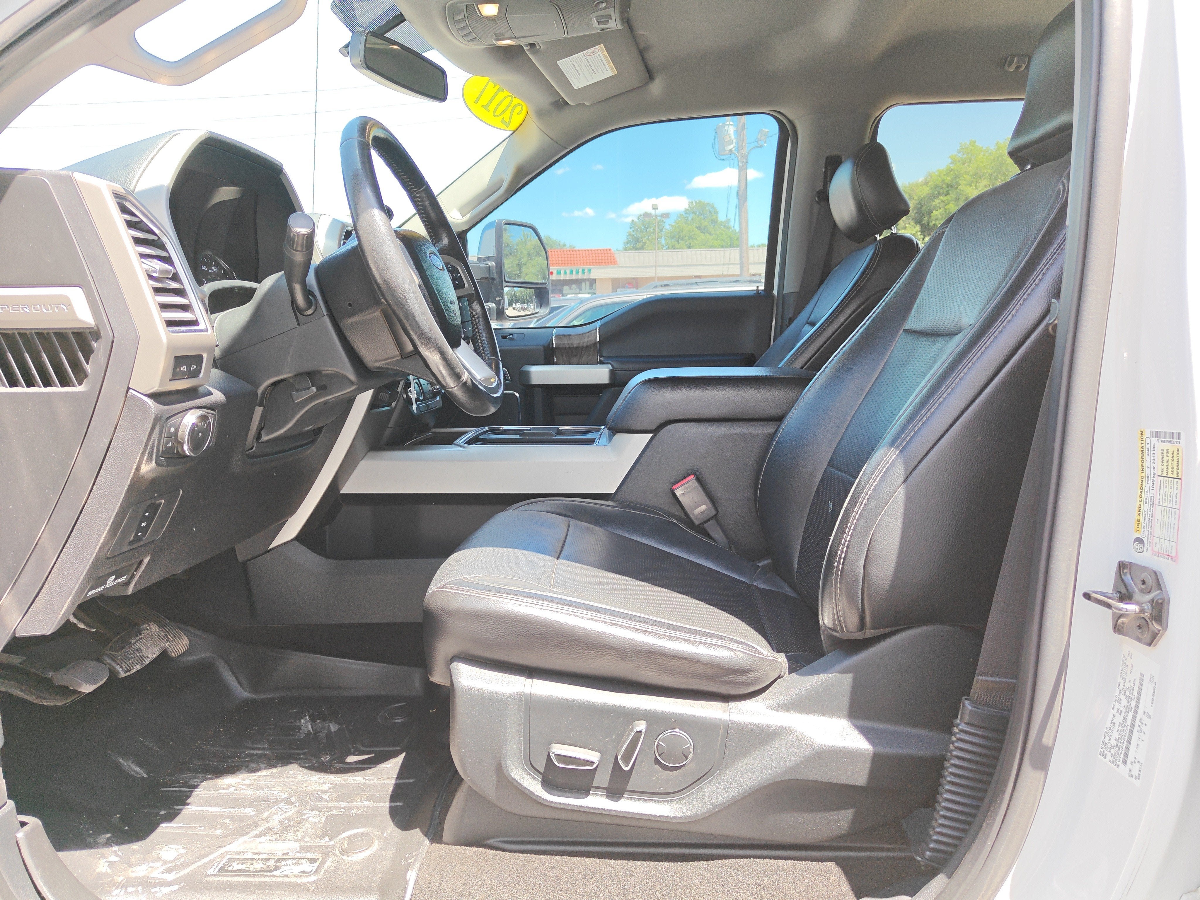2017 Ford F-250 LARIAT