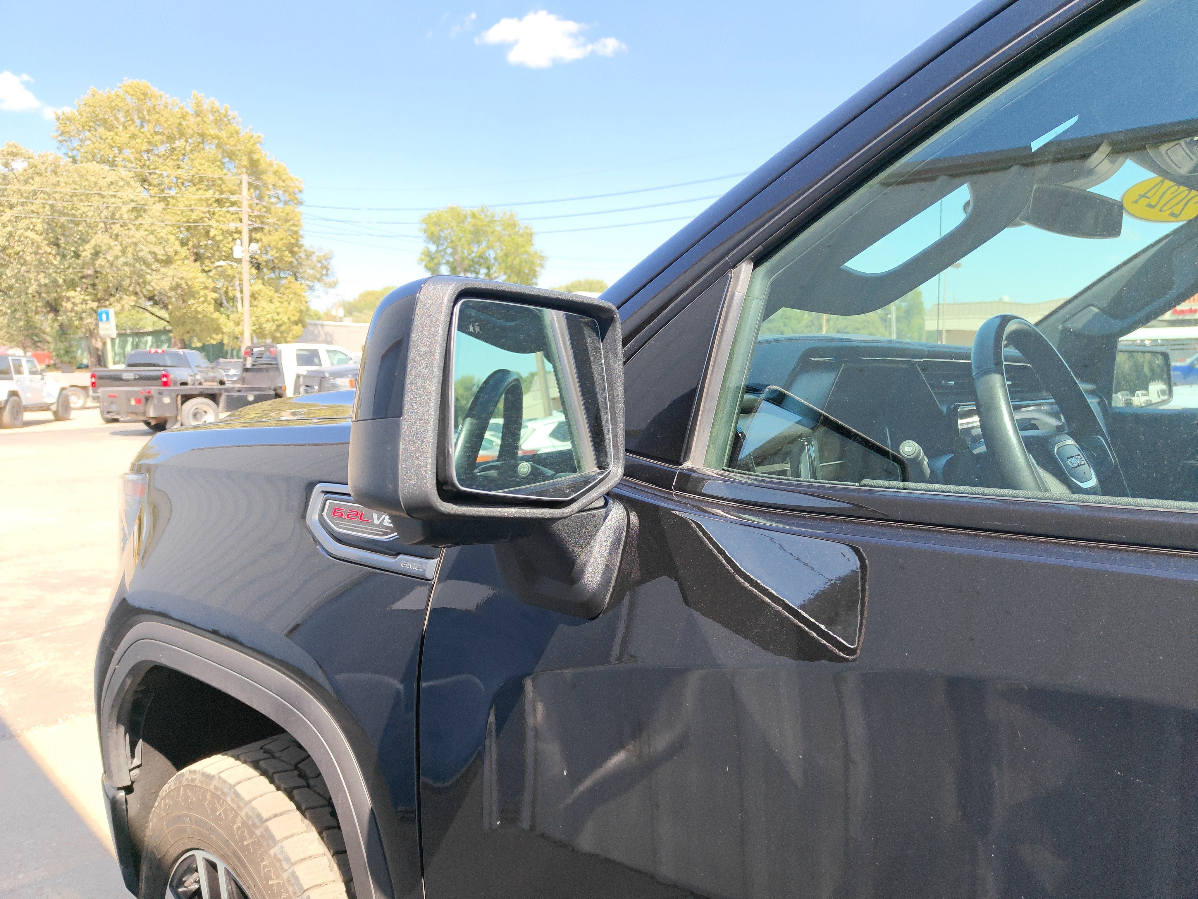 2024 GMC Sierra 1500 4WD Crew Cab Short Box AT4