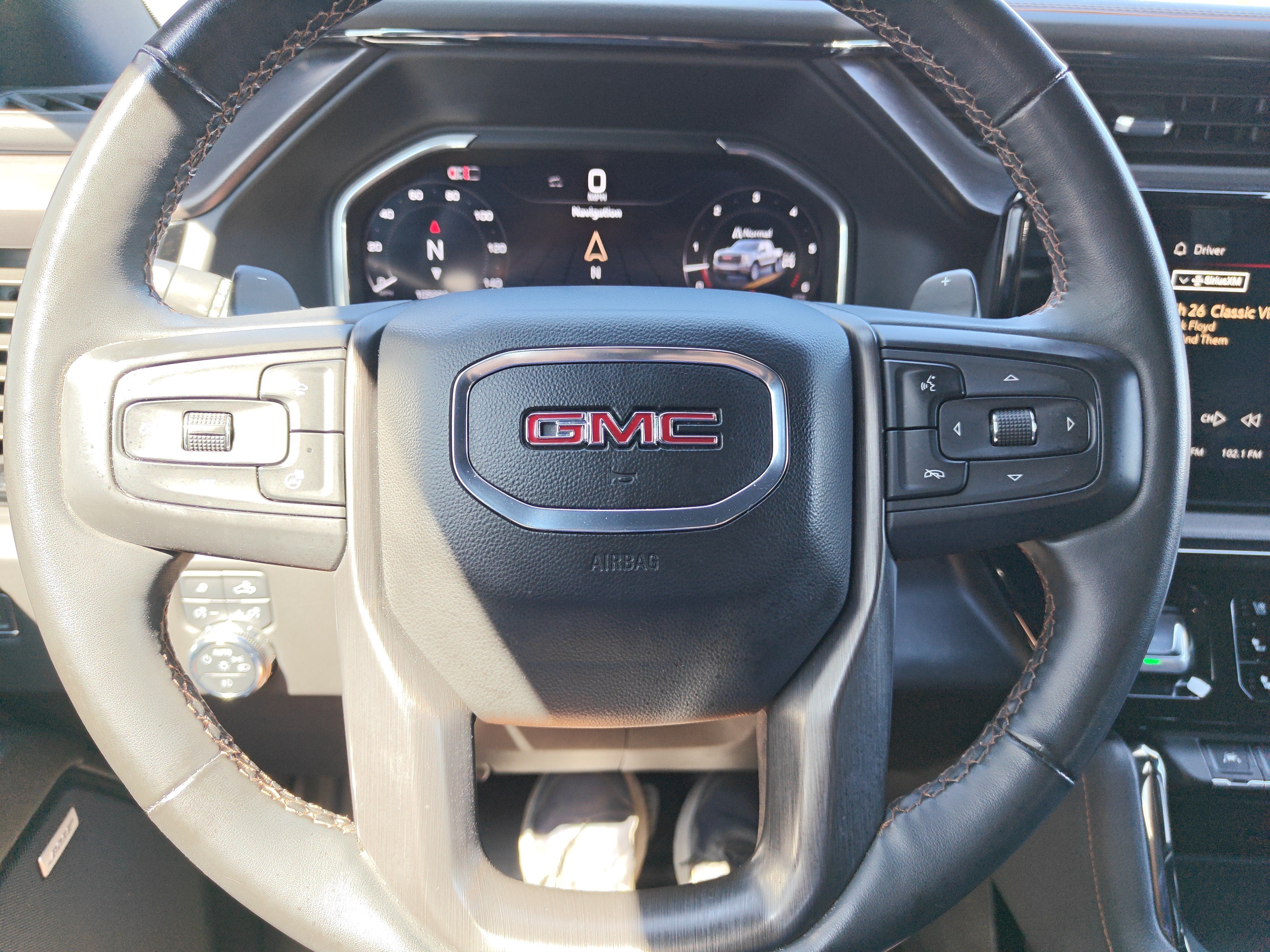 2024 GMC Sierra 1500 4WD Crew Cab Short Box AT4