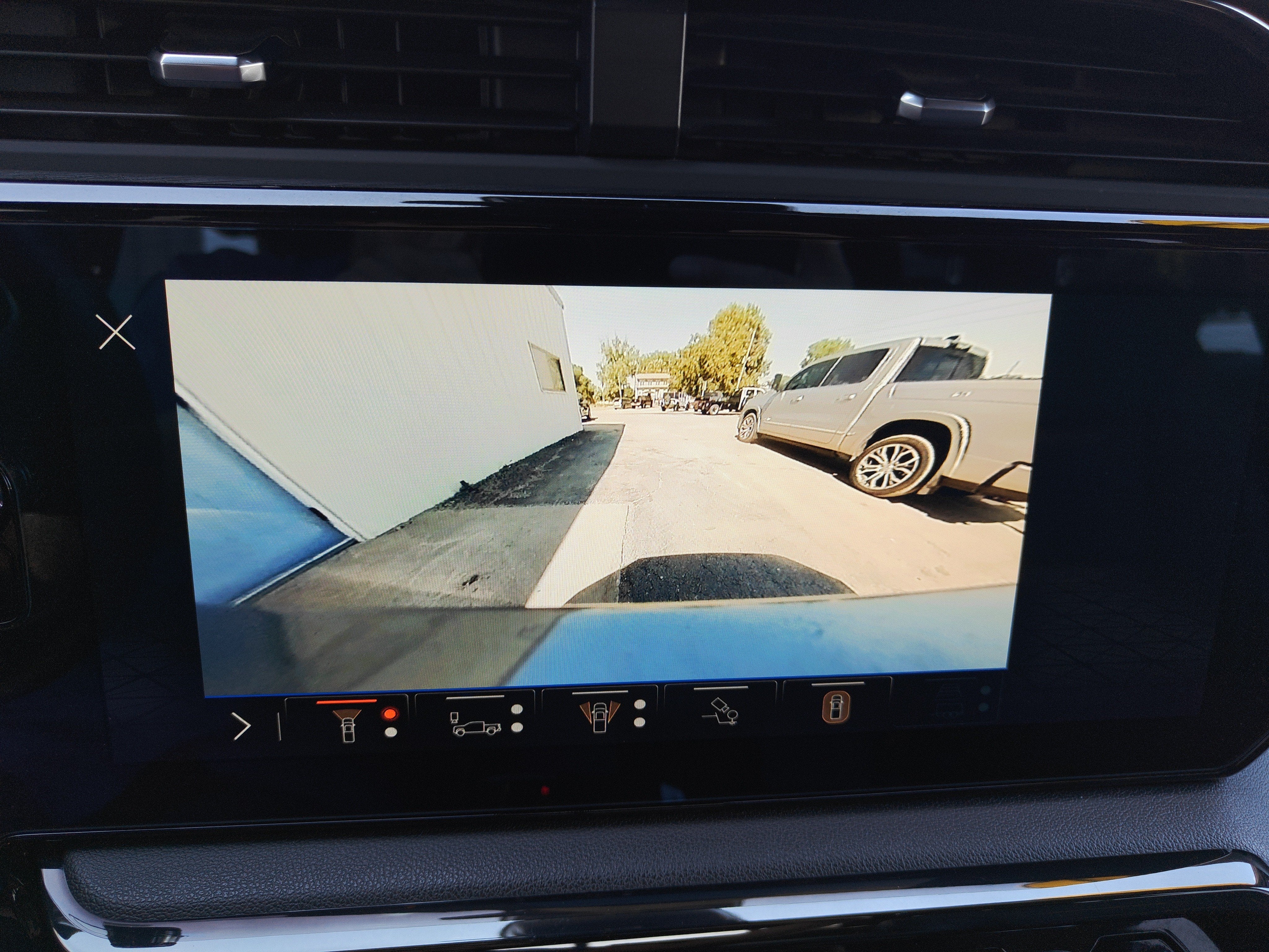 2024 GMC Sierra 1500 4WD Crew Cab Short Box AT4