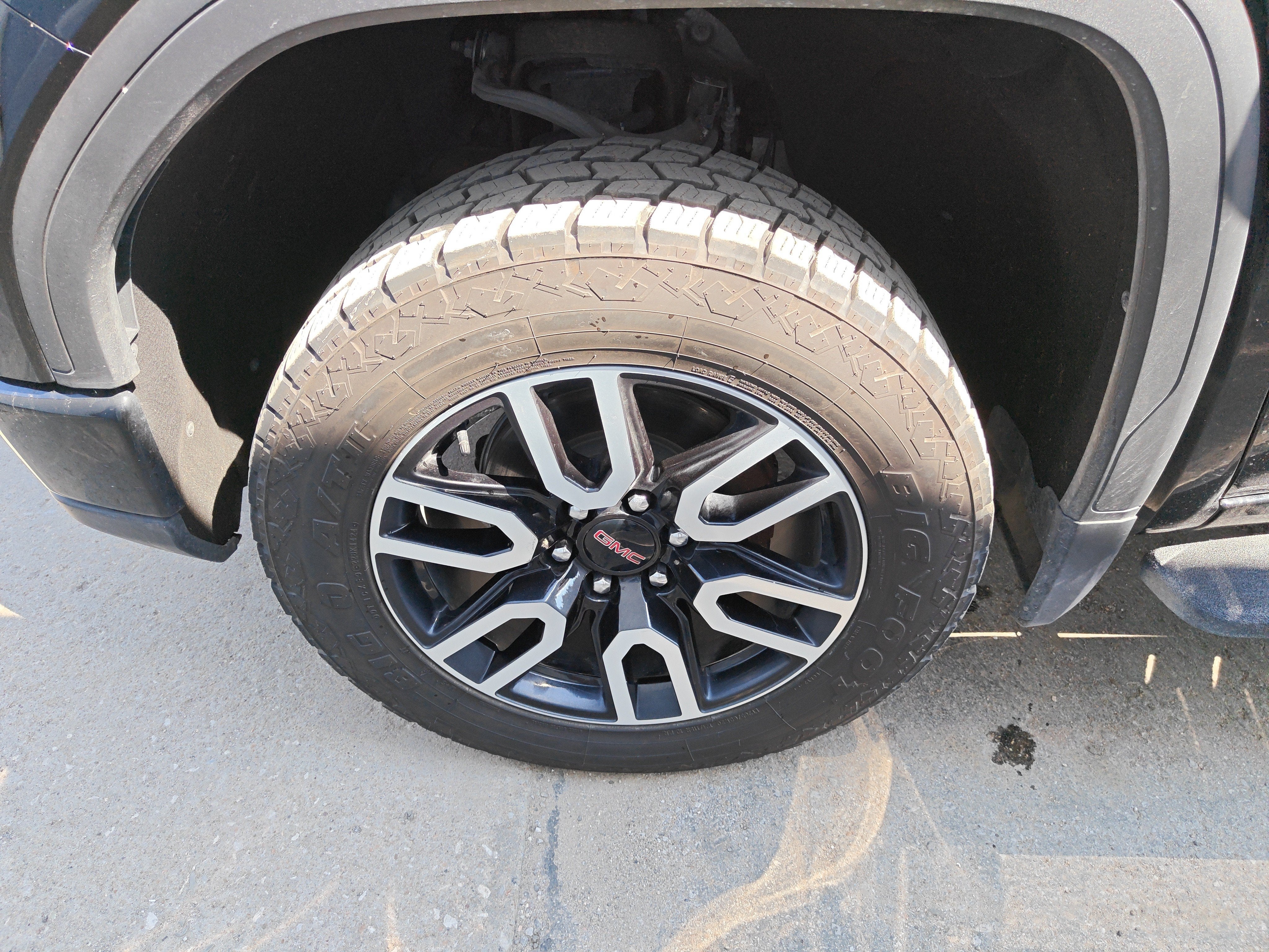 2024 GMC Sierra 1500 4WD Crew Cab Short Box AT4