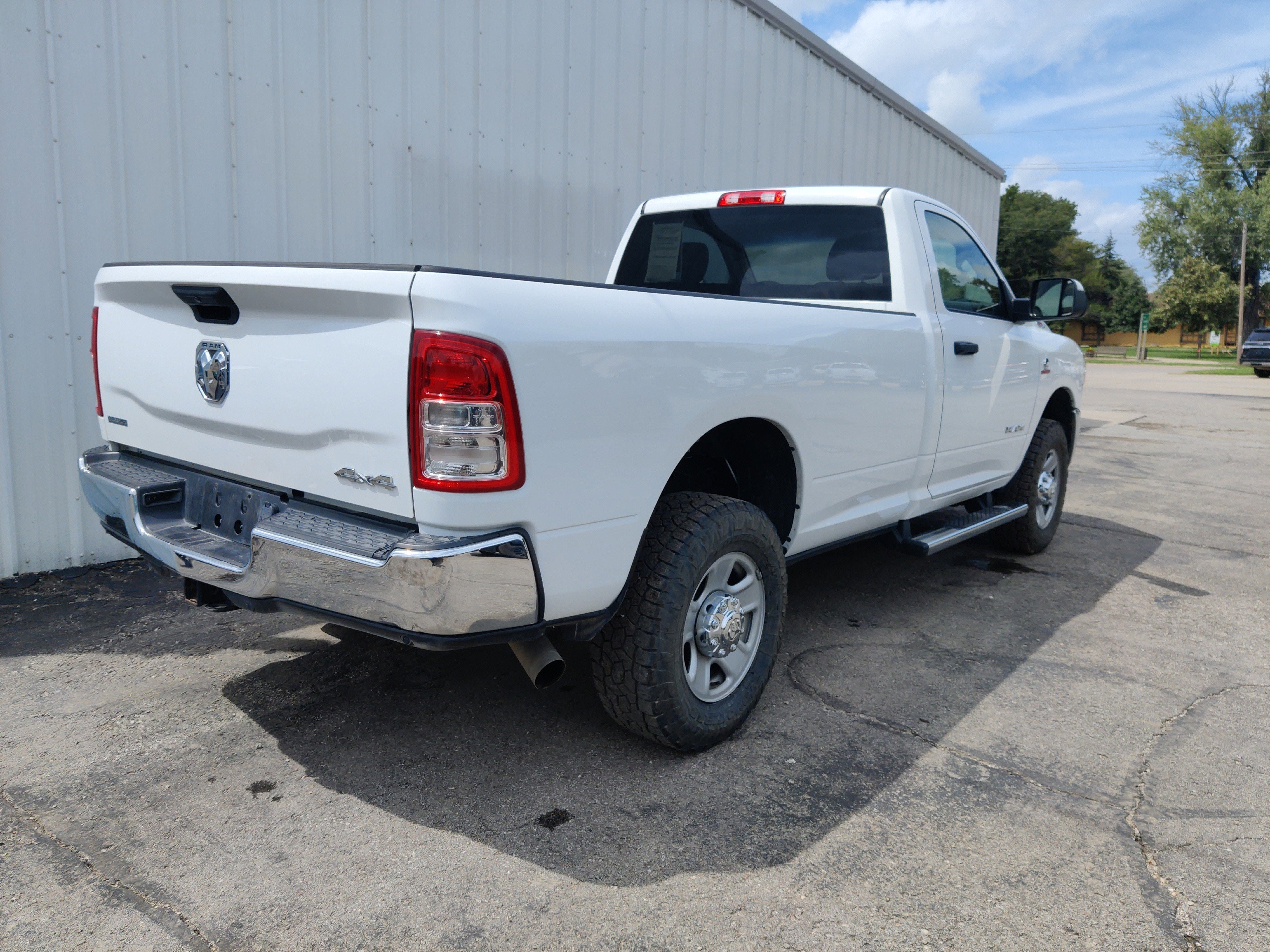 2020 RAM 3500 Tradesman Regular Cab 4x4 8' Box