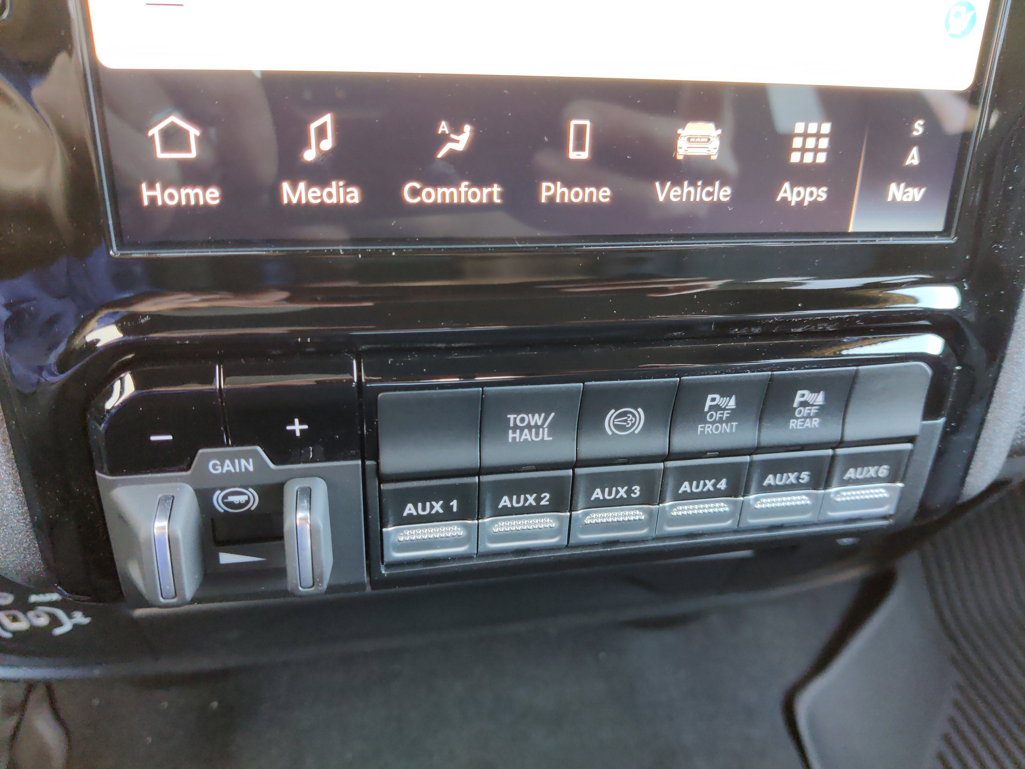 2026 RAM Ram 2500 RAM 2500 TRADESMAN CREW CAB 4X4 6'4' BOX