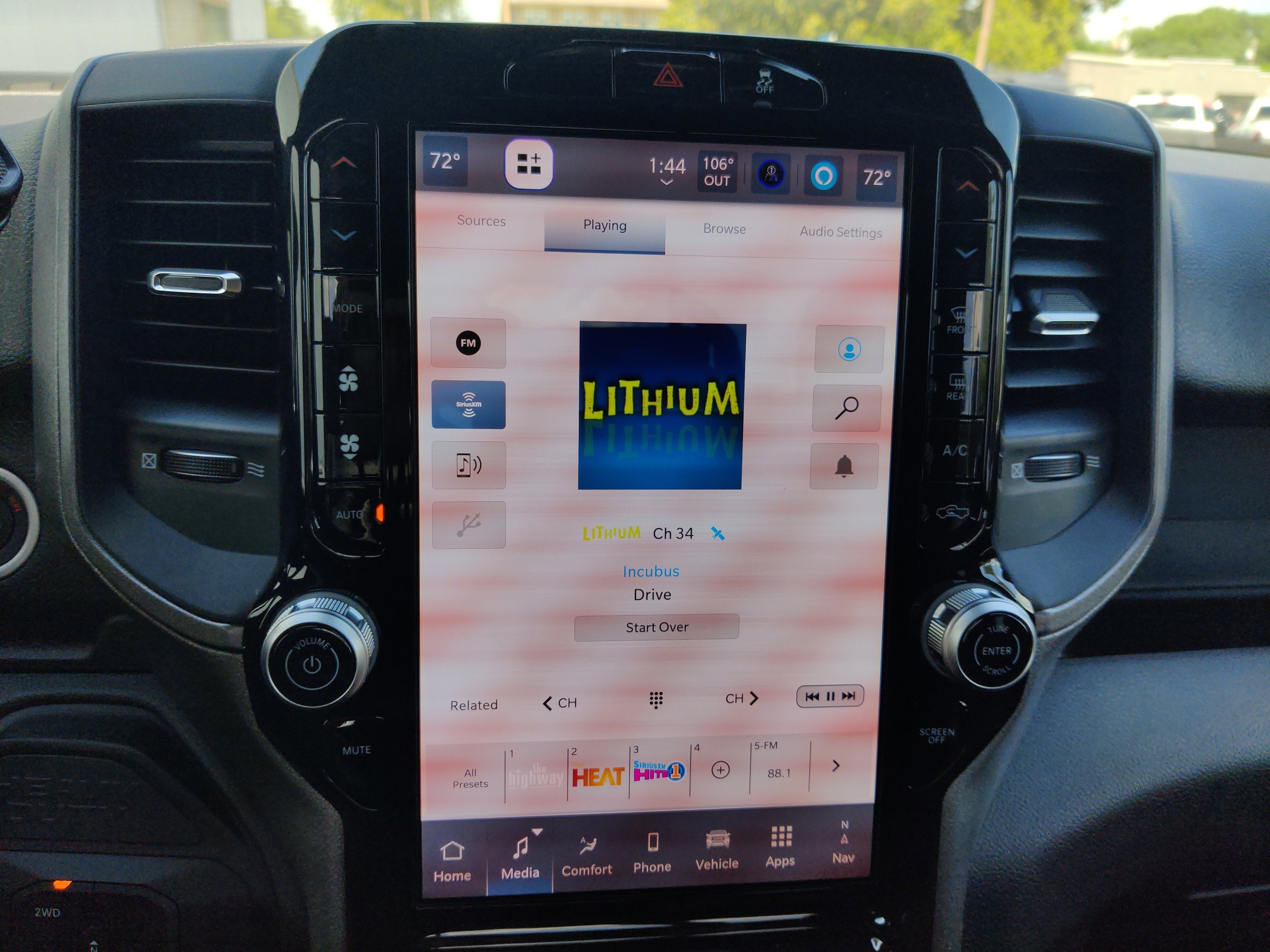 2025 RAM Ram 3500 RAM 3500 TRADESMAN REGULAR CAB 4X4 8' BOX