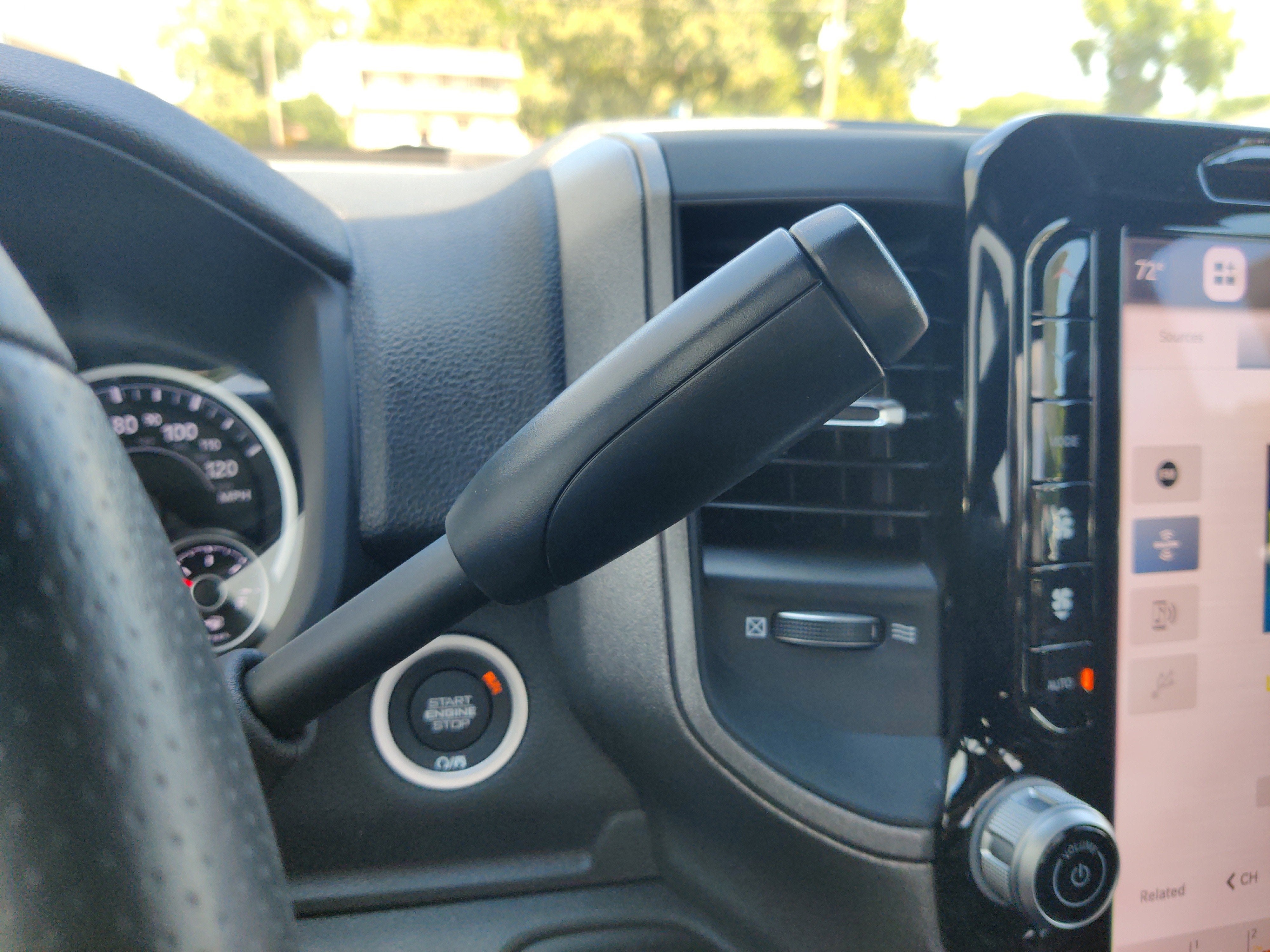 2025 RAM Ram 3500 RAM 3500 TRADESMAN REGULAR CAB 4X4 8' BOX