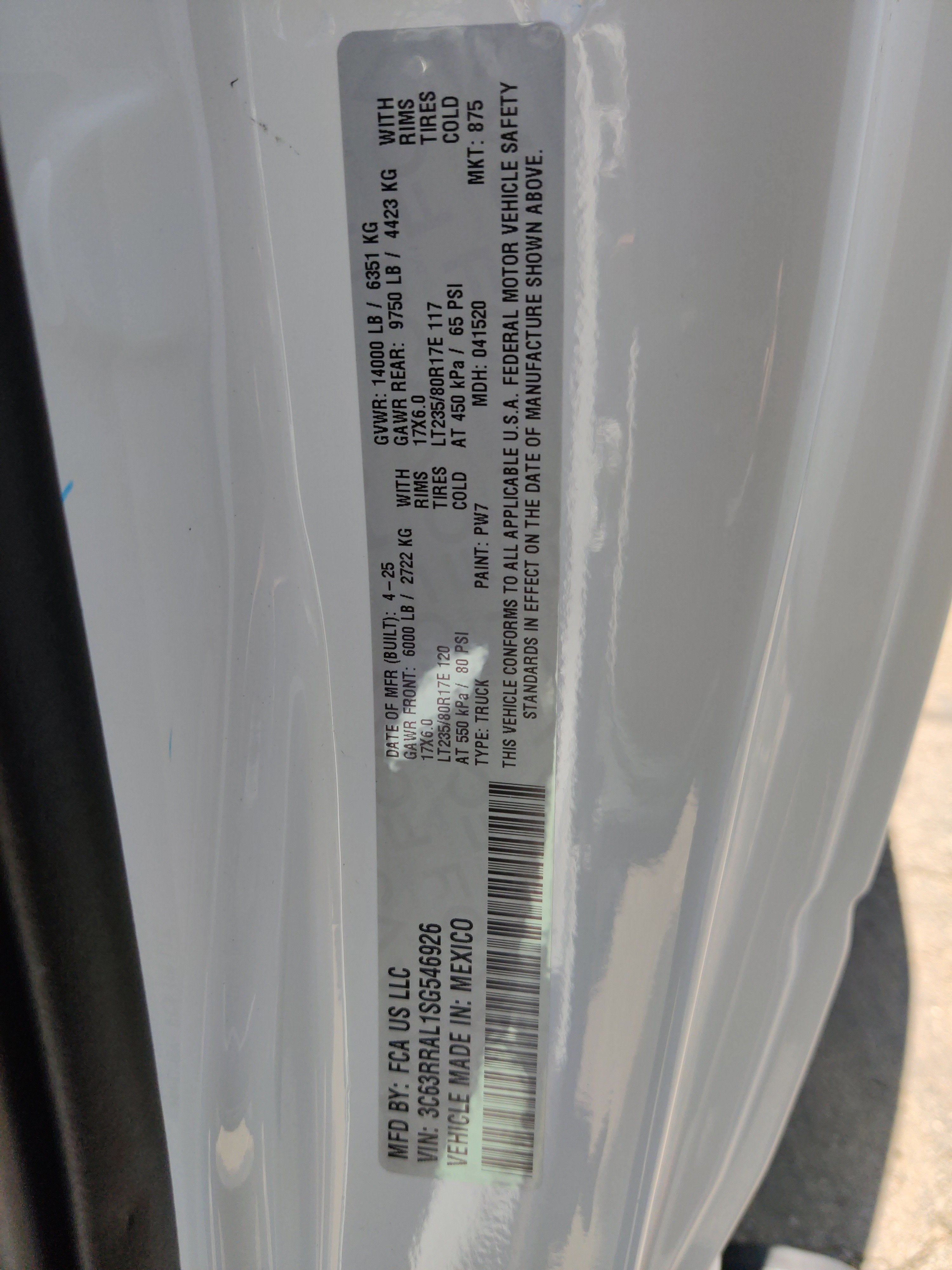 2025 RAM Ram 3500 RAM 3500 TRADESMAN REGULAR CAB 4X4 8' BOX