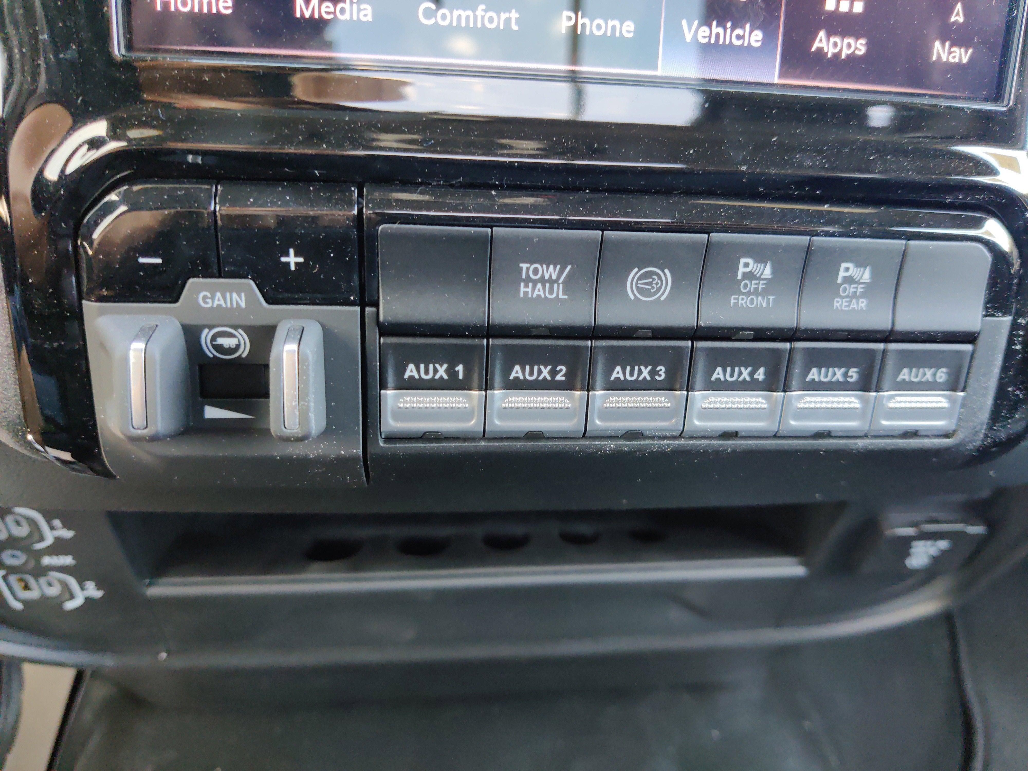 2025 RAM Ram 3500 RAM 3500 TRADESMAN REGULAR CAB 4X4 8' BOX