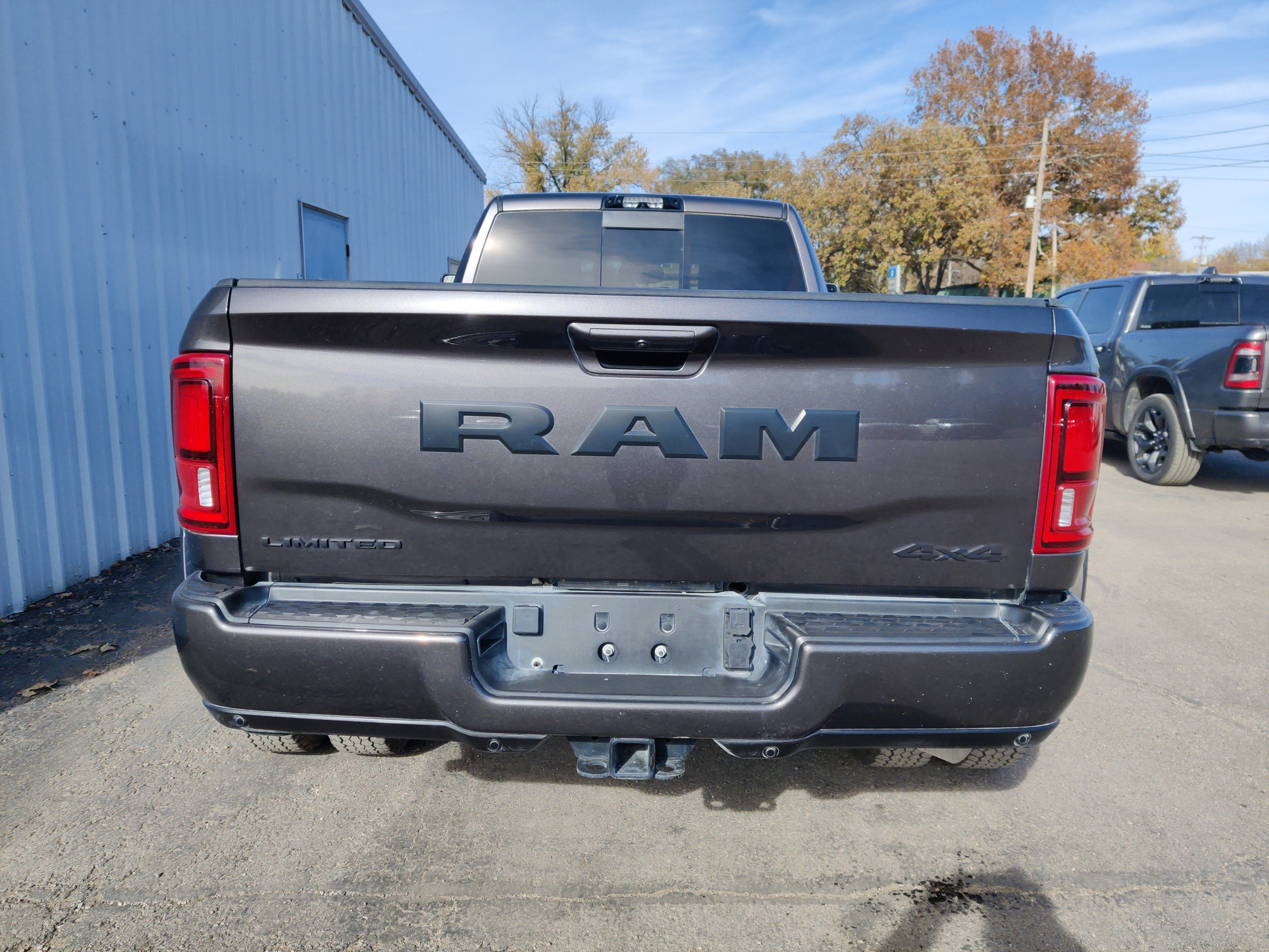 2025 RAM 3500 Limited Crew Cab 4x4 8' Box