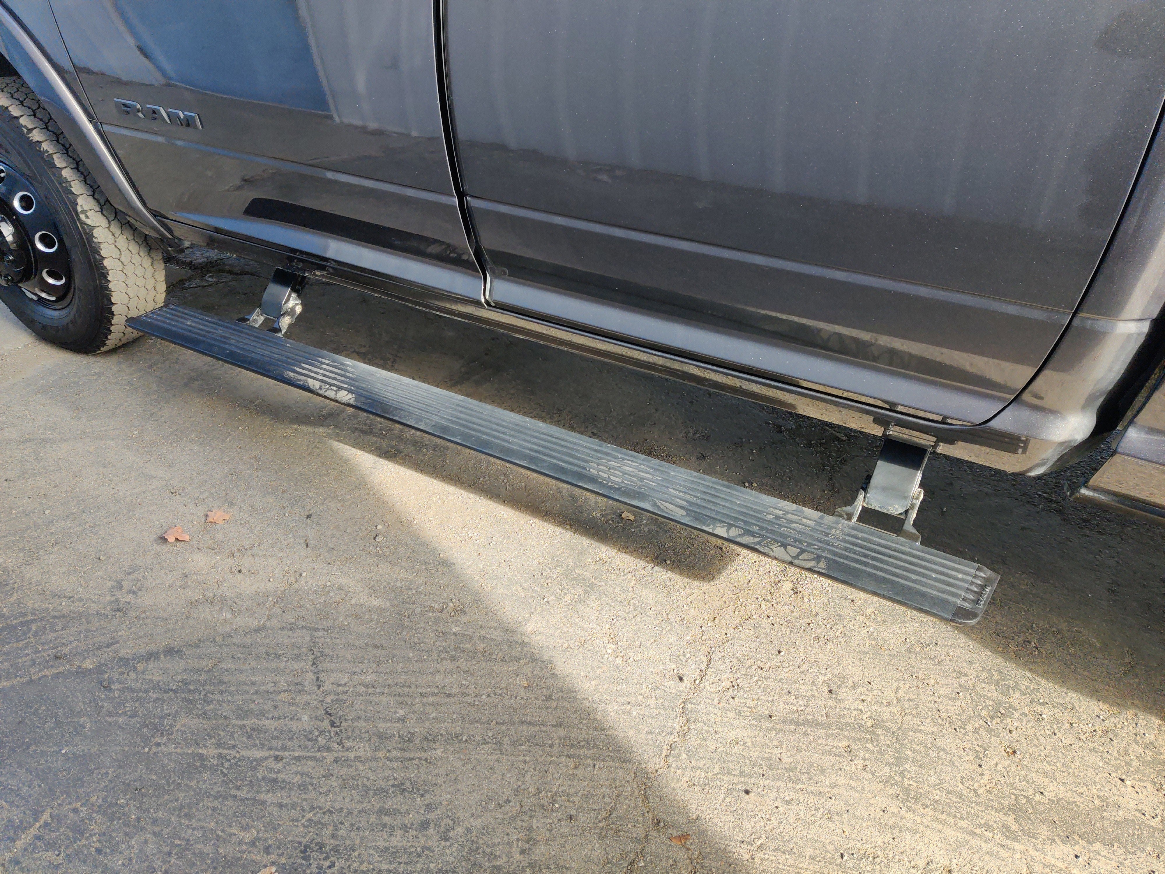 2025 RAM 3500 Limited Crew Cab 4x4 8' Box