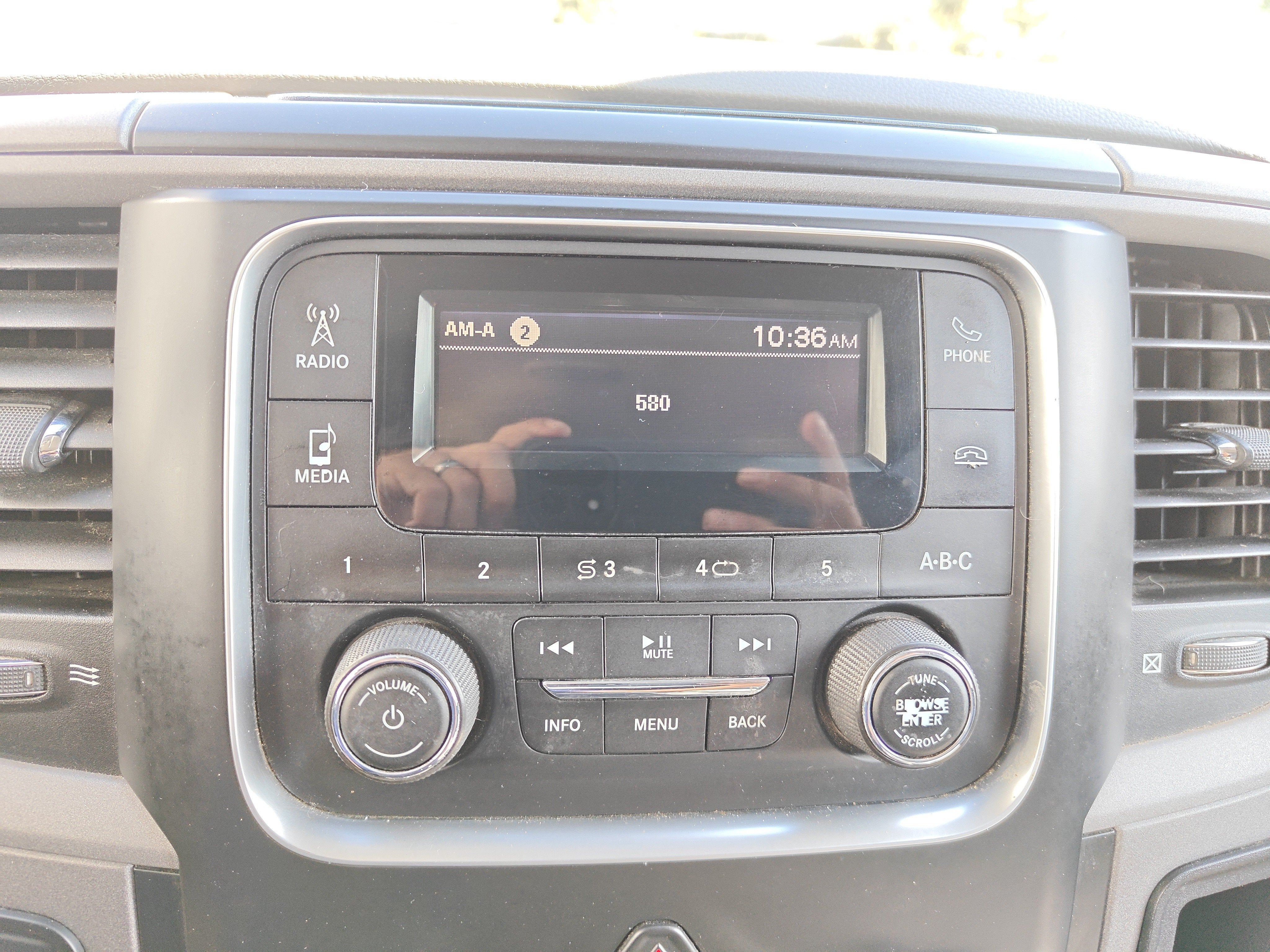 2018 RAM 2500 Tradesman Crew Cab 4x4 6'4' Box