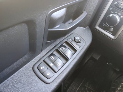 2018 RAM 2500 Tradesman Crew Cab 4x4 6'4' Box