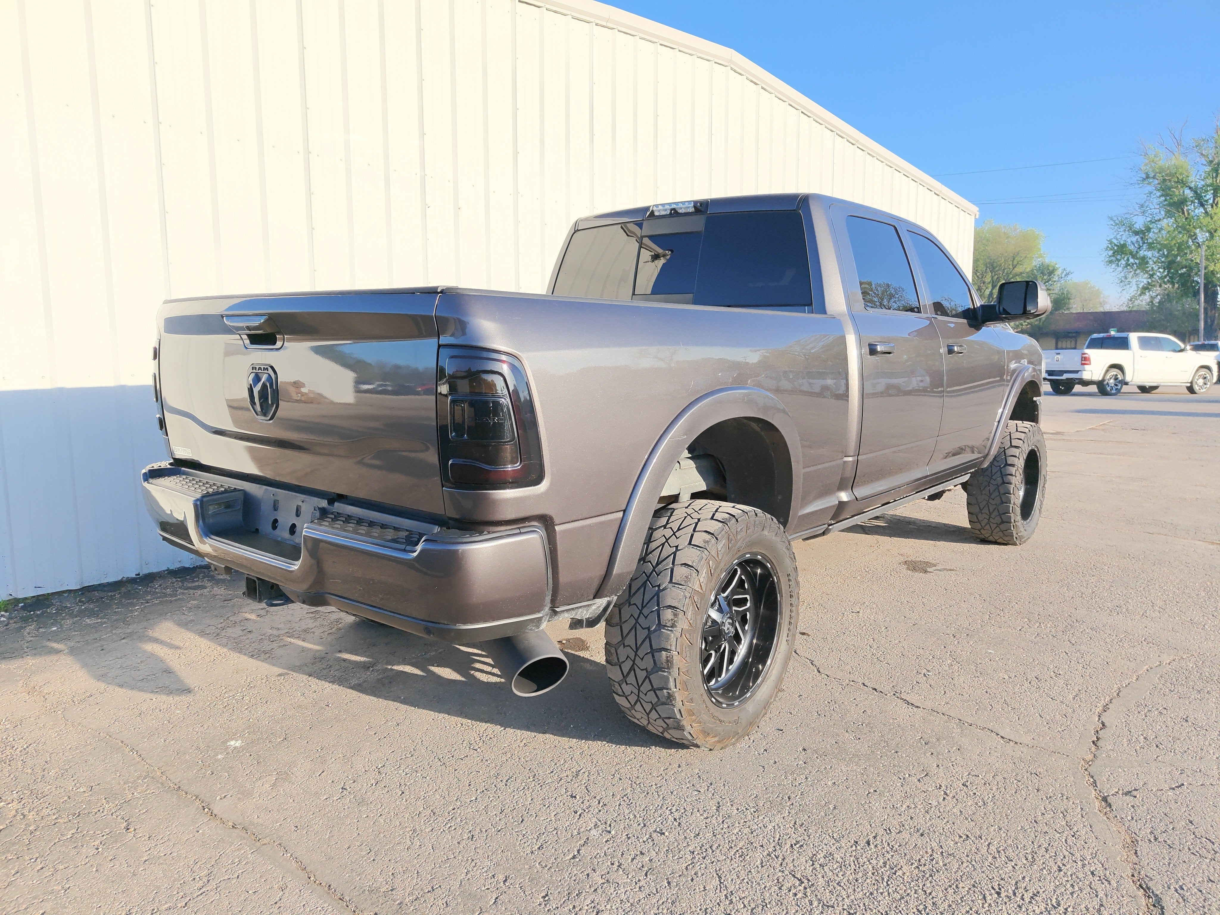 2021 RAM 2500 Laramie Crew Cab 4x4 6'4' Box