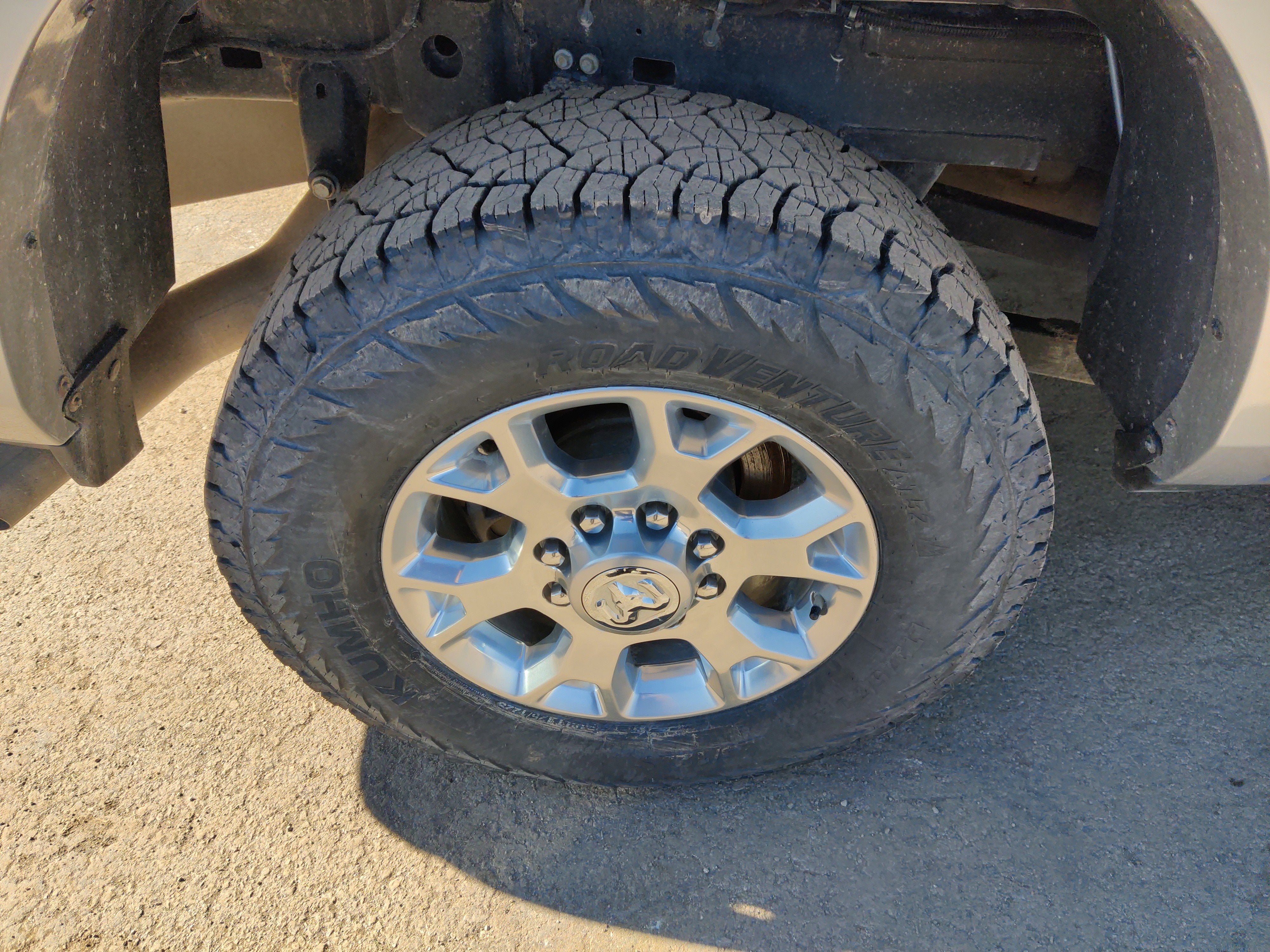 2022 RAM 2500 Laramie Crew Cab 4x4 6'4' Box