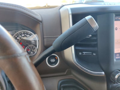 2022 RAM 2500 Laramie Crew Cab 4x4 6'4' Box