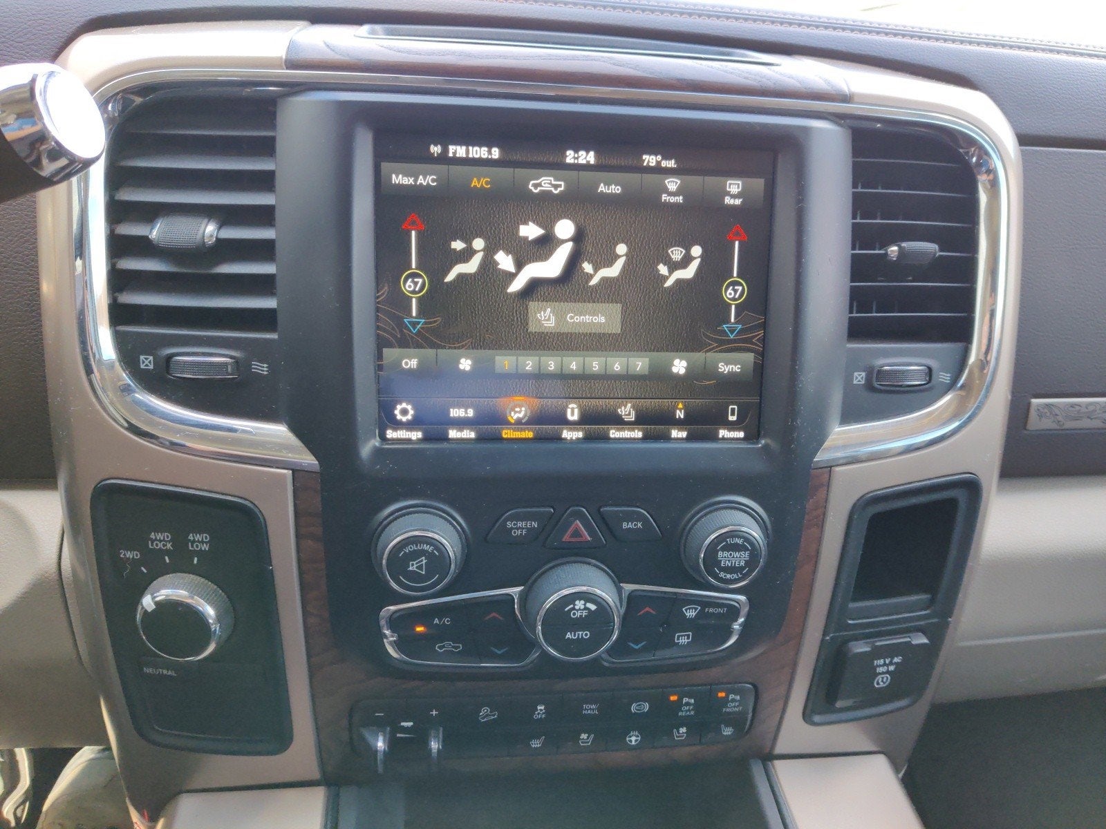 2018 RAM 2500 Longhorn Crew Cab 4x4 6'4' Box