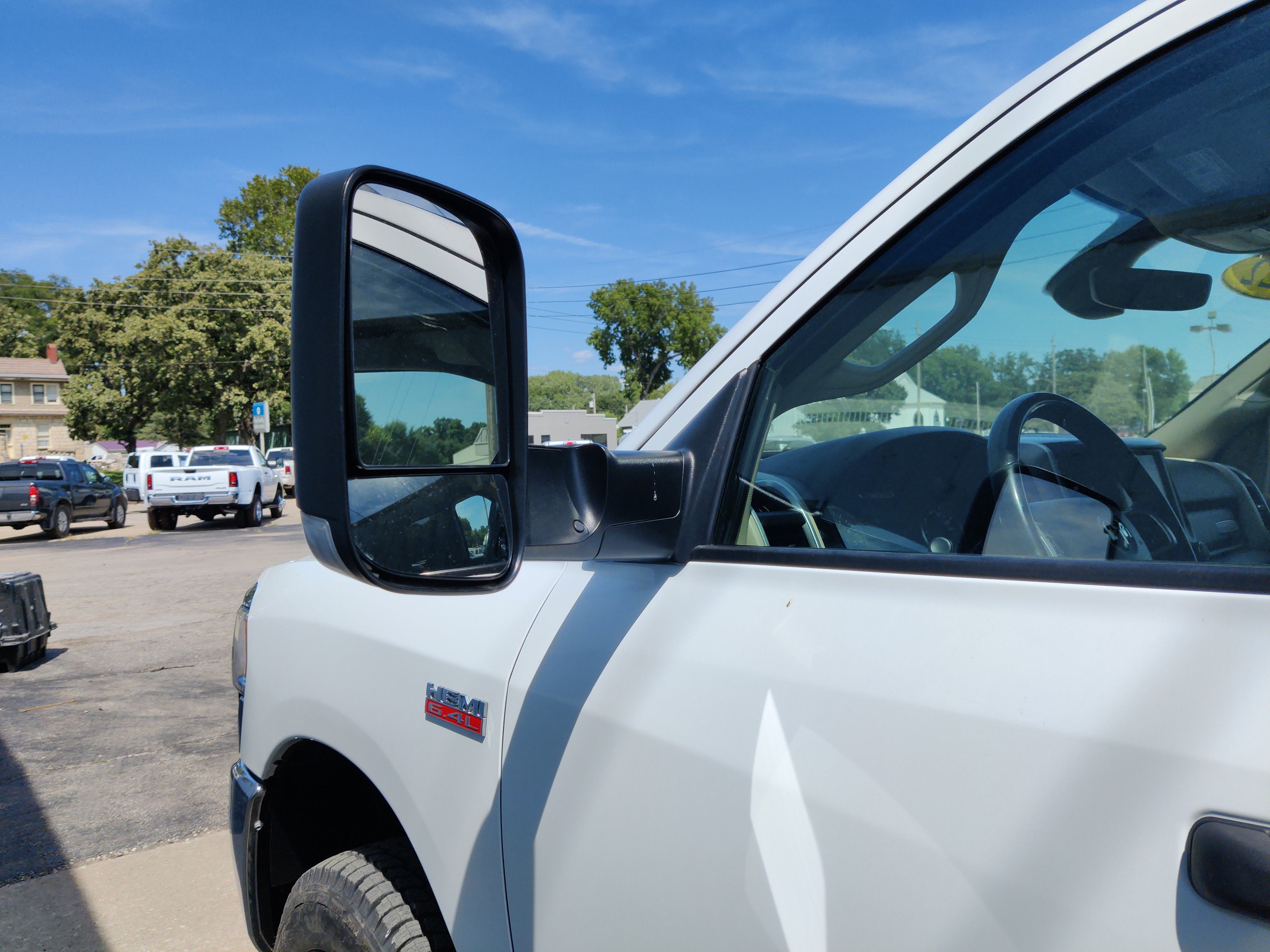 2022 RAM 2500 Big Horn Crew Cab 4x4 8' Box