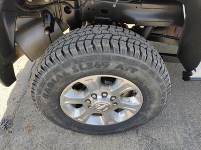 2022 RAM 2500 Big Horn Crew Cab 4x4 8' Box