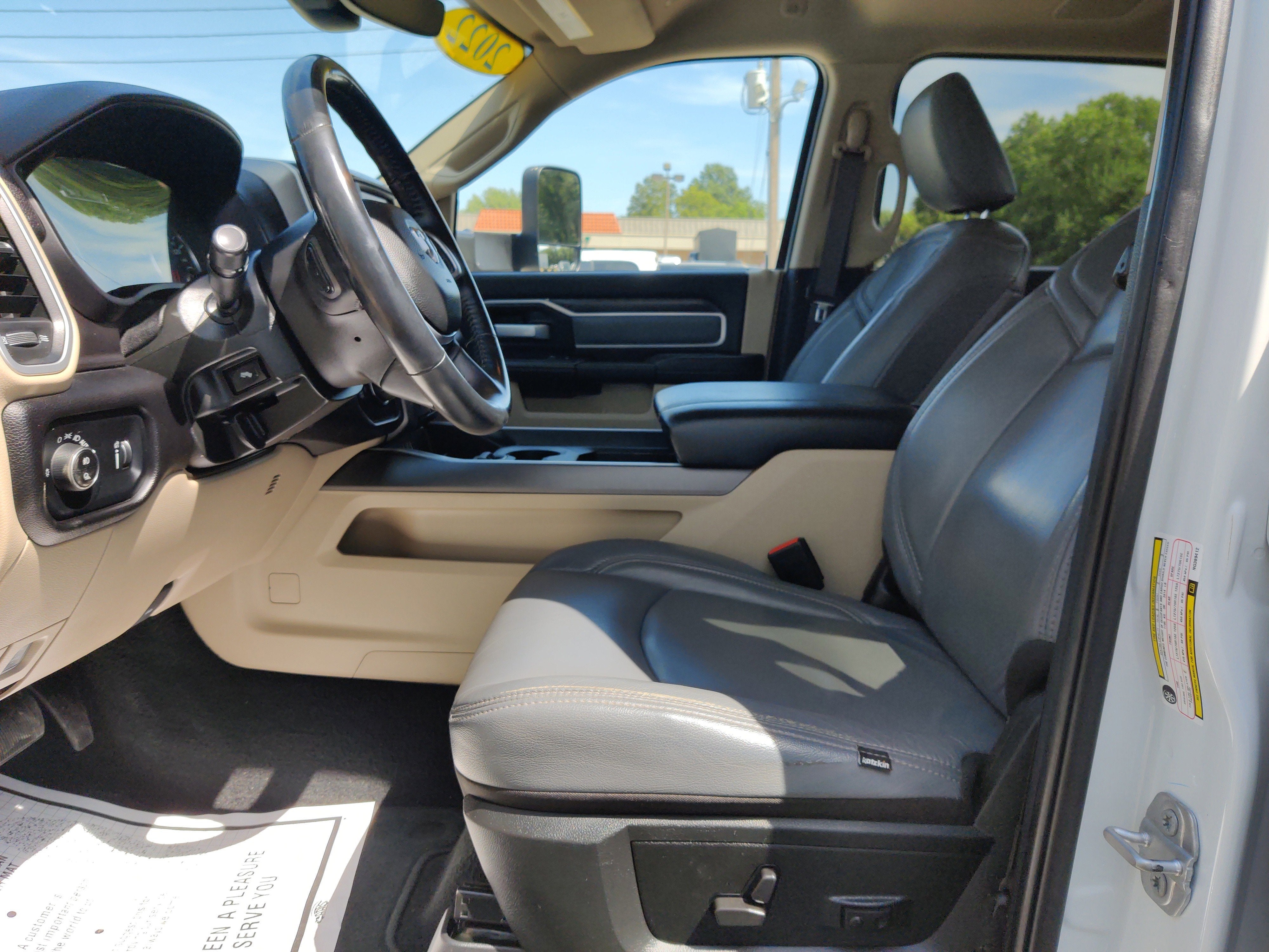 2022 RAM 2500 Big Horn Crew Cab 4x4 8' Box