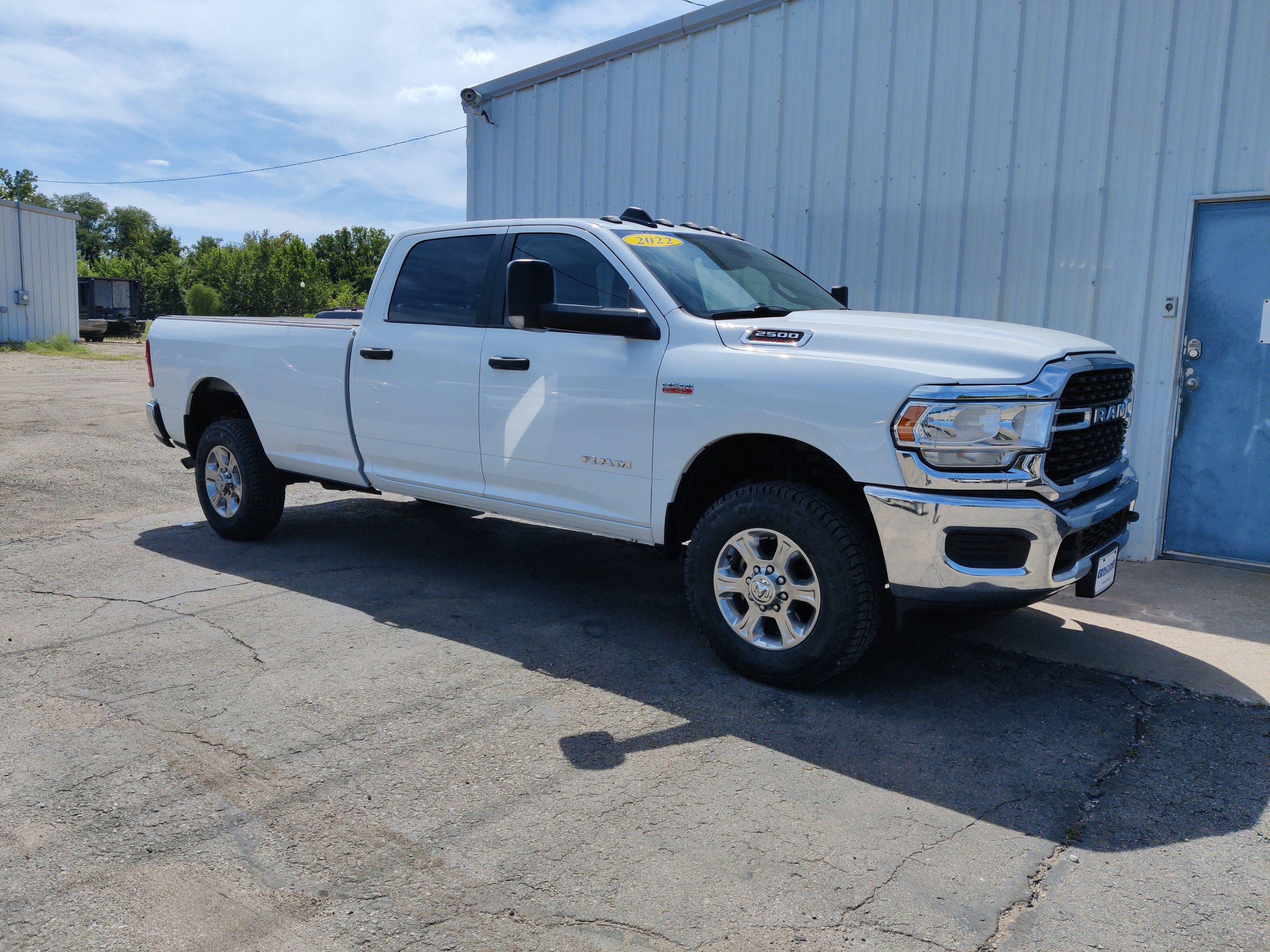 2022 RAM 2500 Big Horn Crew Cab 4x4 8' Box