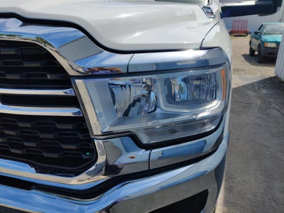 2022 RAM 2500 Big Horn Crew Cab 4x4 8' Box